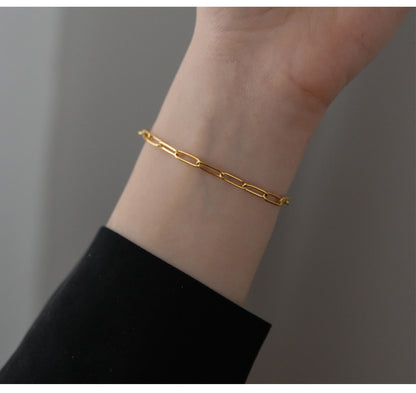 Minimalist Gold Link Bracelet with Square Charm