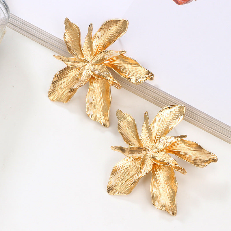 Textured Lily Statement Earrings – Gold or Silver