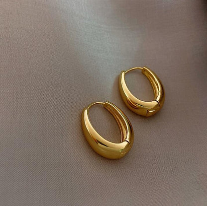 Sleek Teardrop Hoop Earrings – Gold