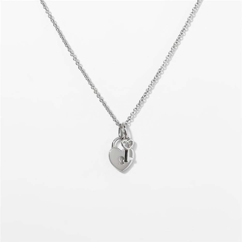 Heart Lock & Key Pendant Necklace – Gold or Silver
