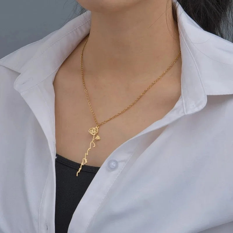 Birth Flower Name Necklace – Personalized Floral Pendant