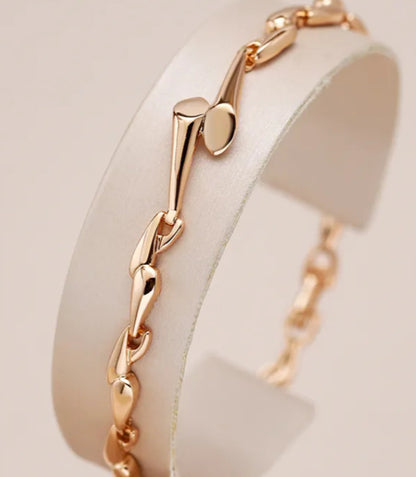 Elegant Rose Gold Chain Bracelet